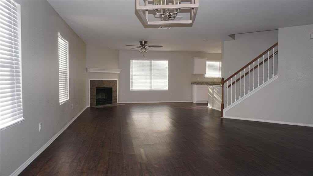 9601 Polk Ave - Photo 6 of 19