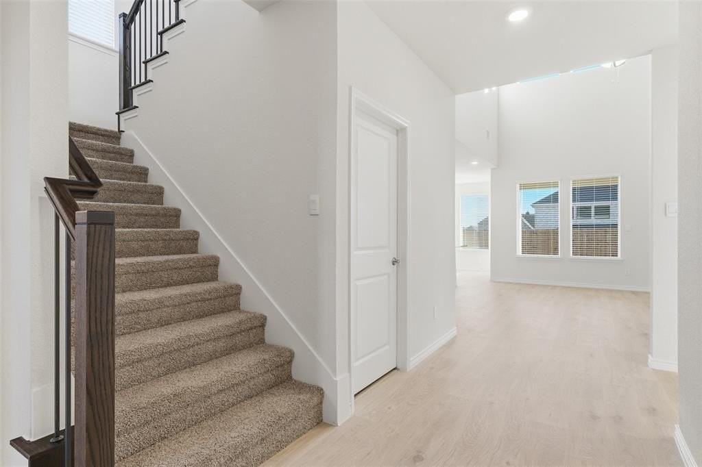 115 Sophie Dr - Photo 2 of 14