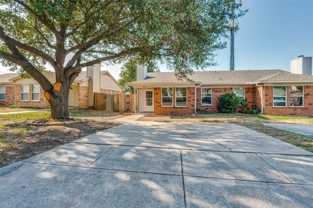 830 Woodland Ct - Photo 1 of 1