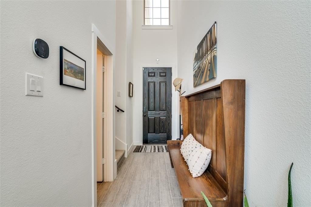 2724 Splendor Ln - Photo 3 of 25