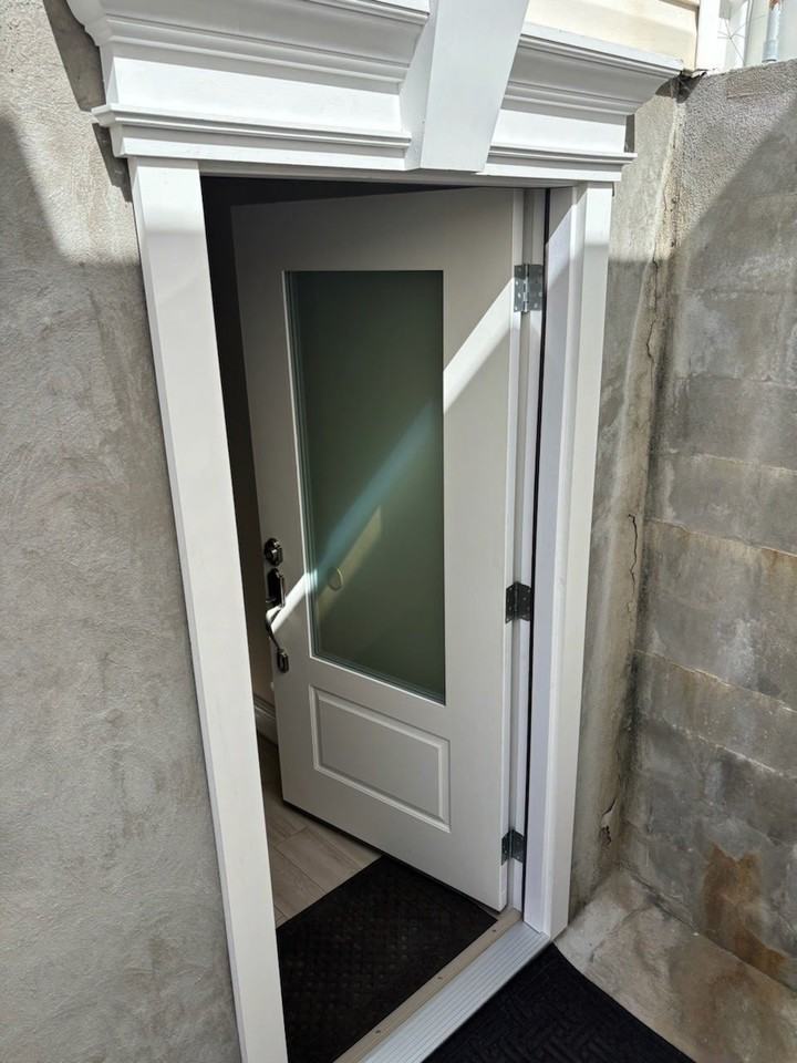 11733 0 undisclosed - Photo 2 of 11