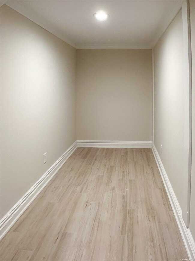 11733 0 undisclosed - Photo 6 of 11