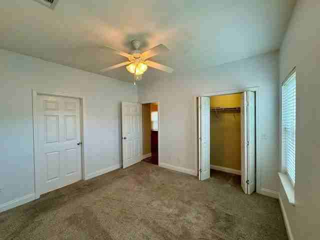 1004 15th St - Photo 7 of 24