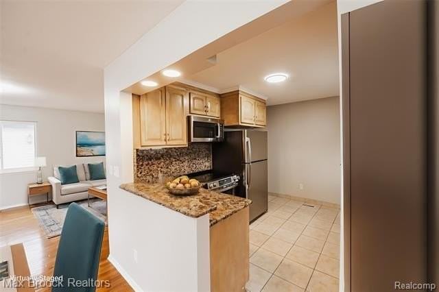 5528 Sunnycrest Dr - Photo 7 of 30