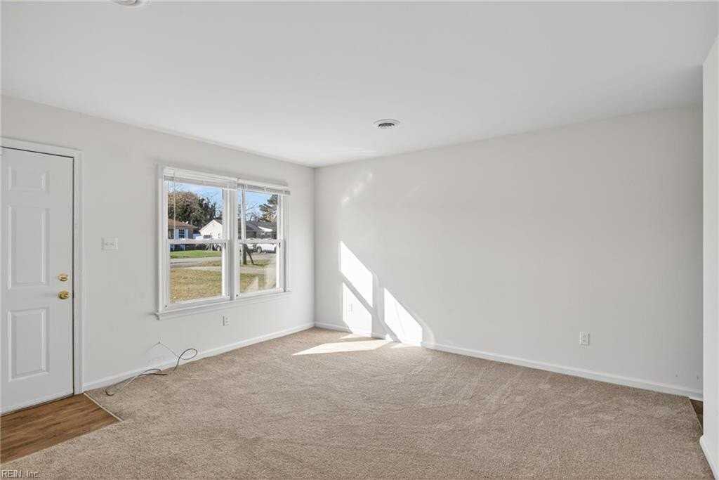 1717B Cullen Ave - Photo 3 of 18