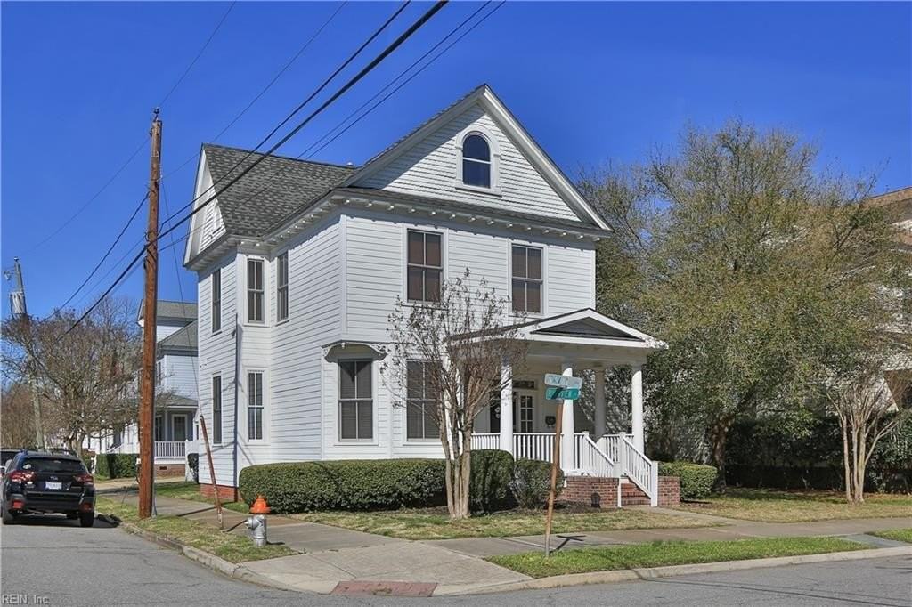 1010 Naval Ave - Photo 2 of 28