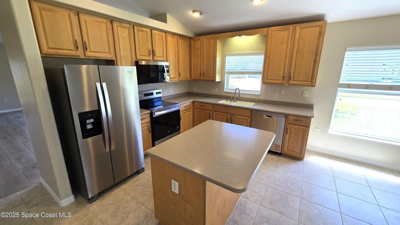 3132 Siderwheel Dr - Photo 5 of 25