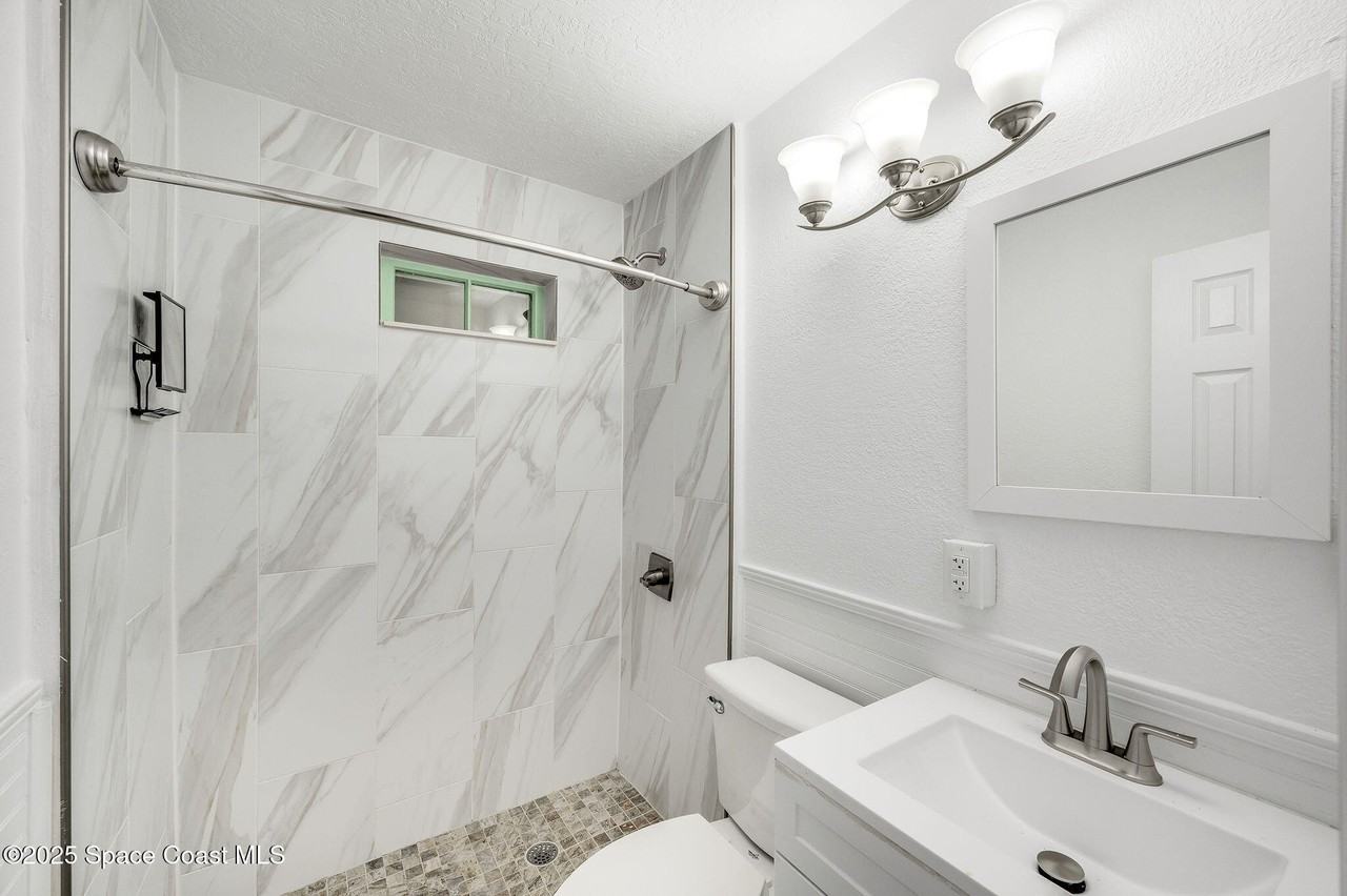 1228 East Azalea Court - Photo 6 of 18