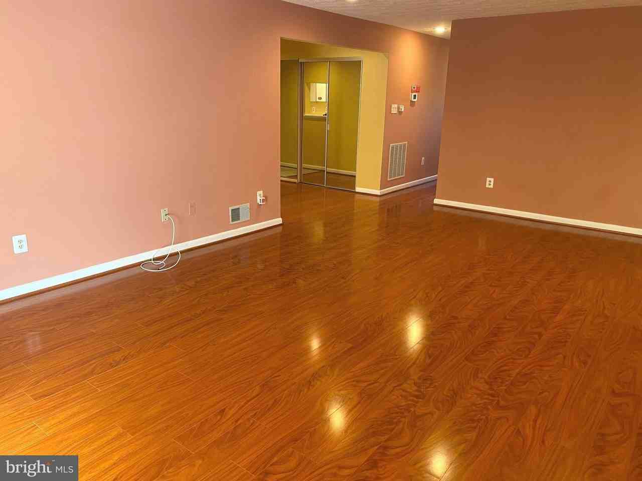 2109-B Woodbox Ln Unit 2109b #2109B - Photo 6 of 26