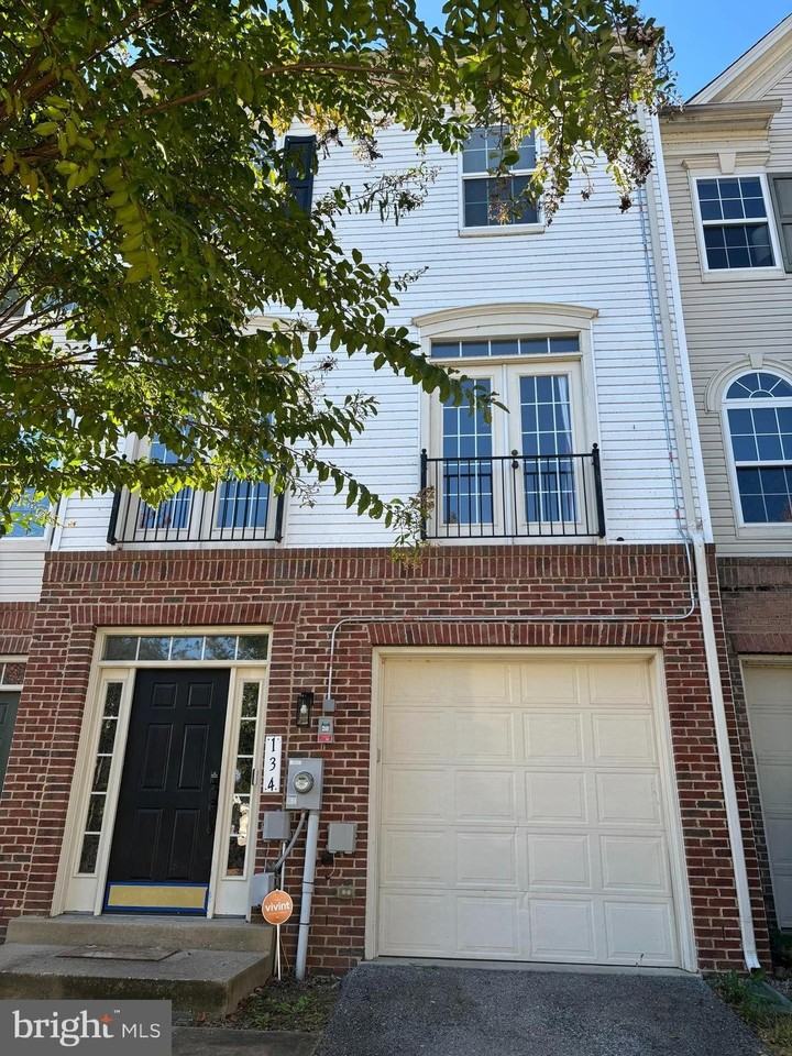 134 Riverwatch Dr - Photo 5 of 38