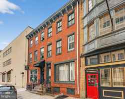 featured image of 11 N Willow St Unit 1 #1