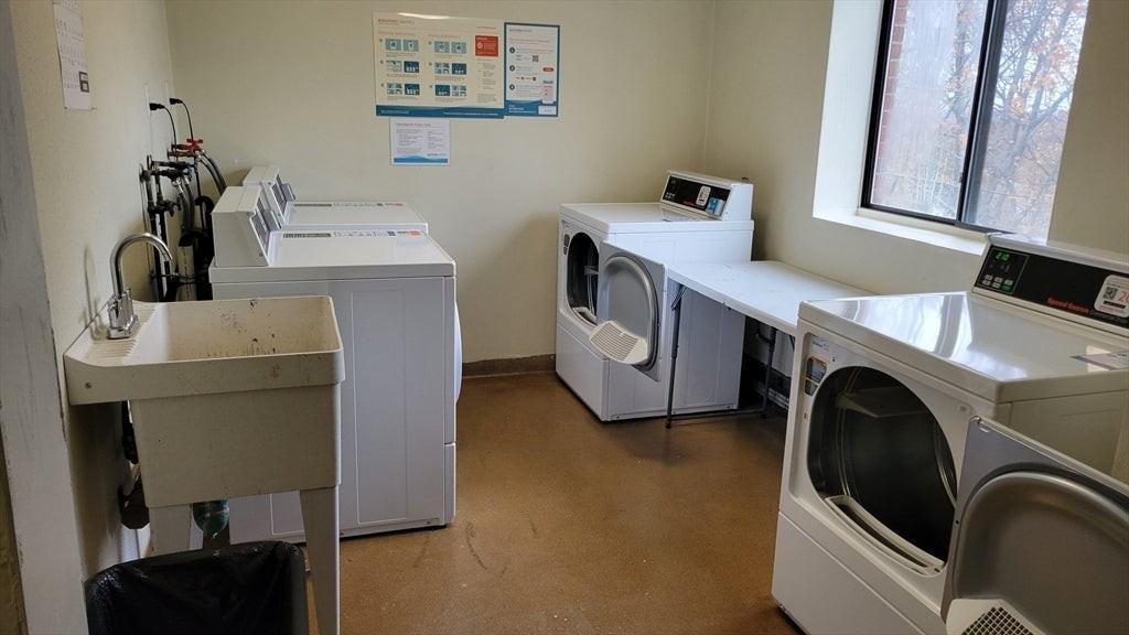 145 Pleasant St - Photo 7 of 11