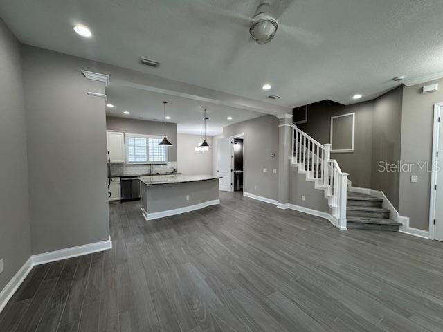 1363 Ponce Dr - Photo 4 of 26