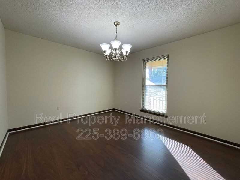 4513 Woodlyn Dr - Photo 3 of 23