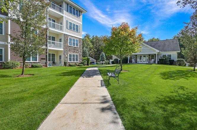 12 Braemoor Woods Rd - Photo 3 of 12