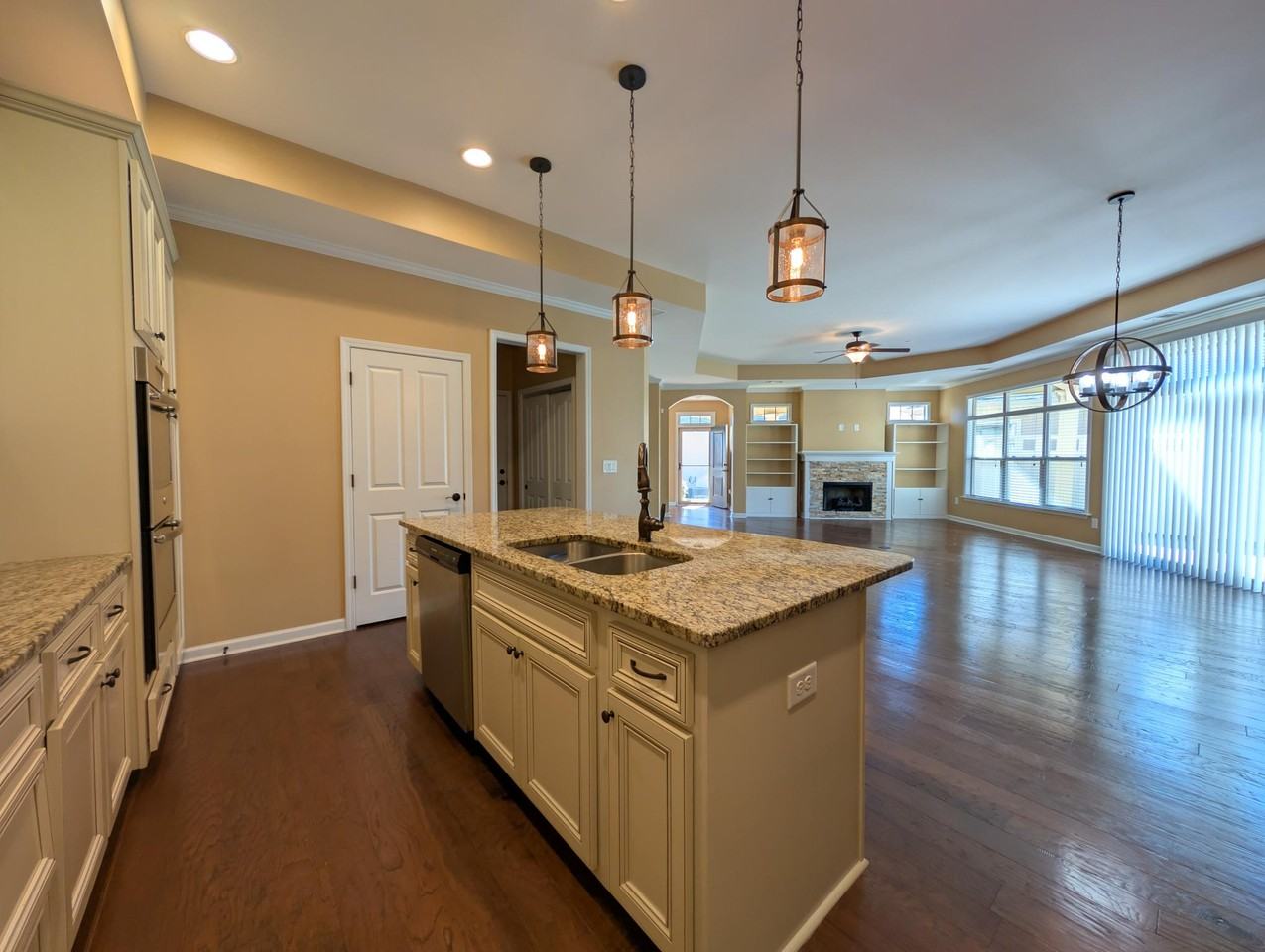 261 Fenwick Cir - Photo 7 of 18