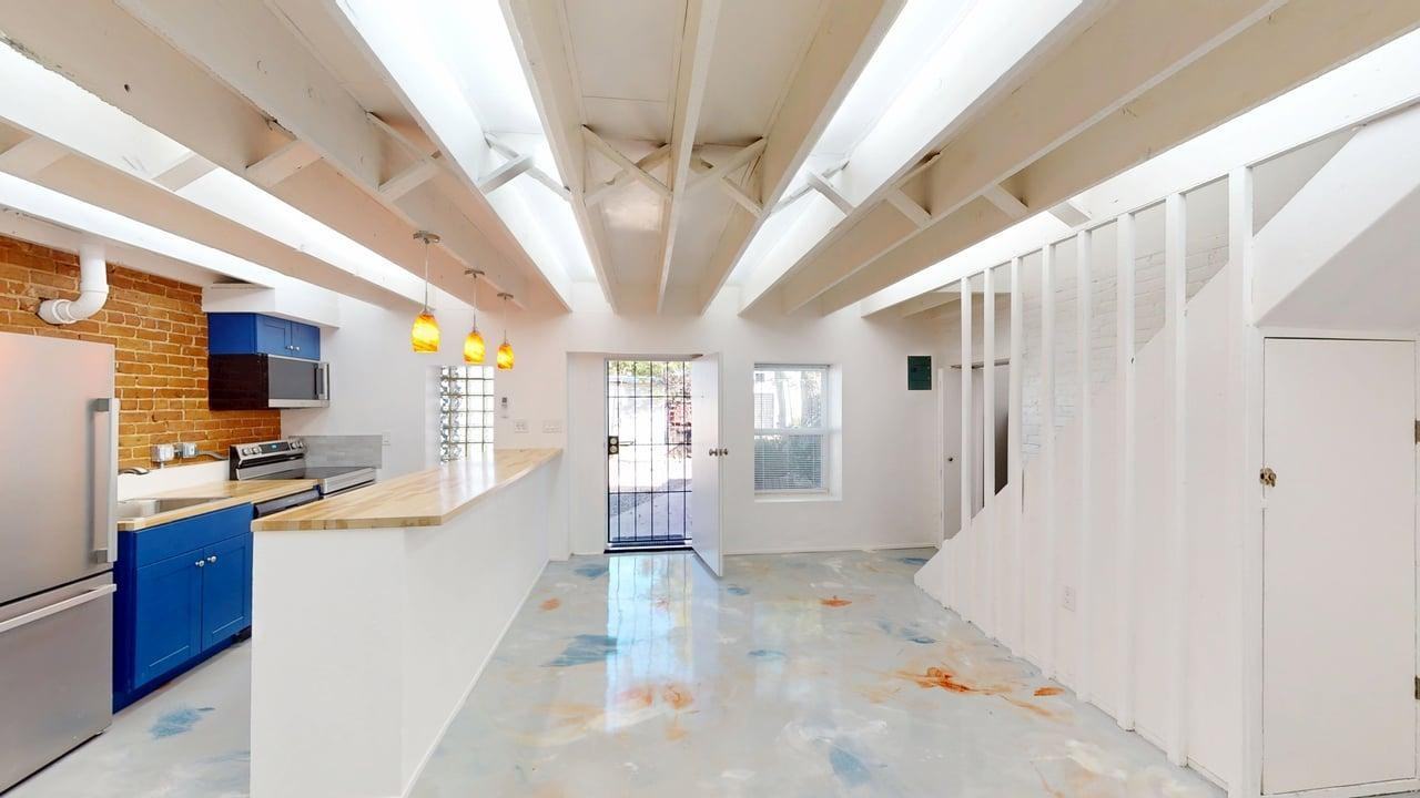 121 High St Ne - Photo 6 of 42