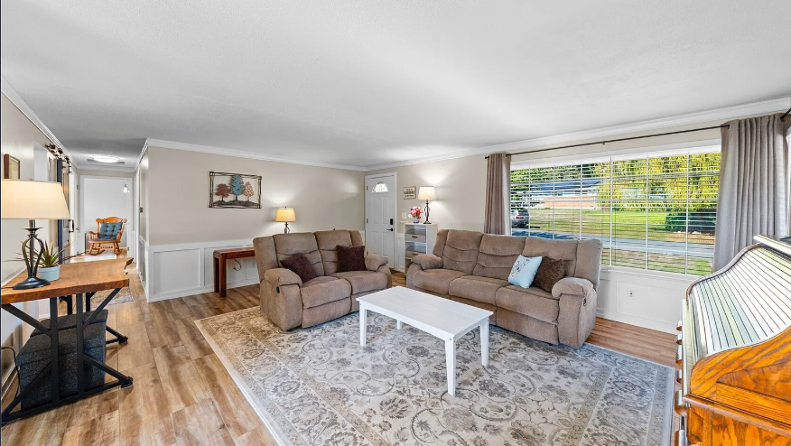 1372 Orchard Loop #NA - Photo 3 of 27
