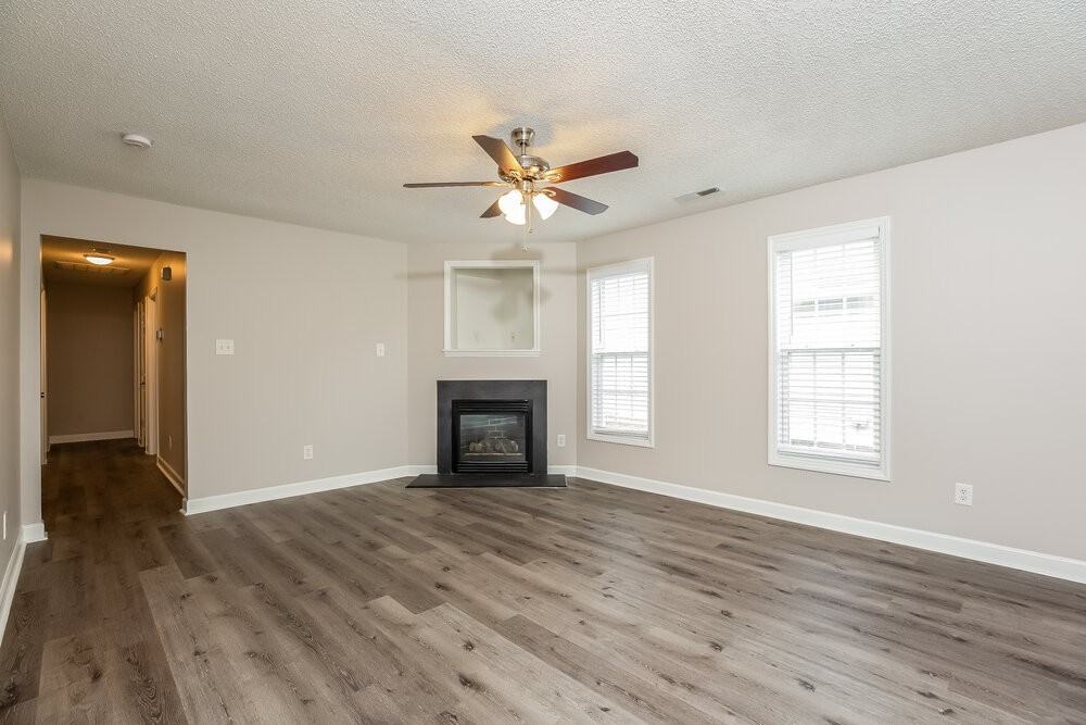 5640 Tealbrook Dr - Photo 5 of 16