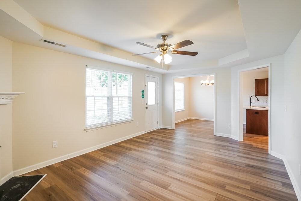 125 Summerlake Pl - Photo 5 of 17