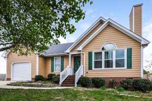 featured image of 3208 Leebrook Rd