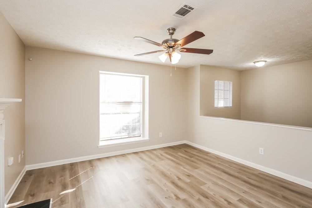 2764 Wildflower Ln - Photo 6 of 17