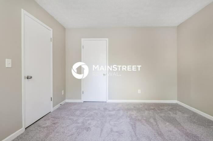 3618 Chinaberry Ln - Photo 6 of 17