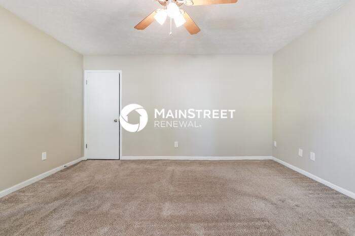 3618 Chinaberry Ln - Photo 7 of 17