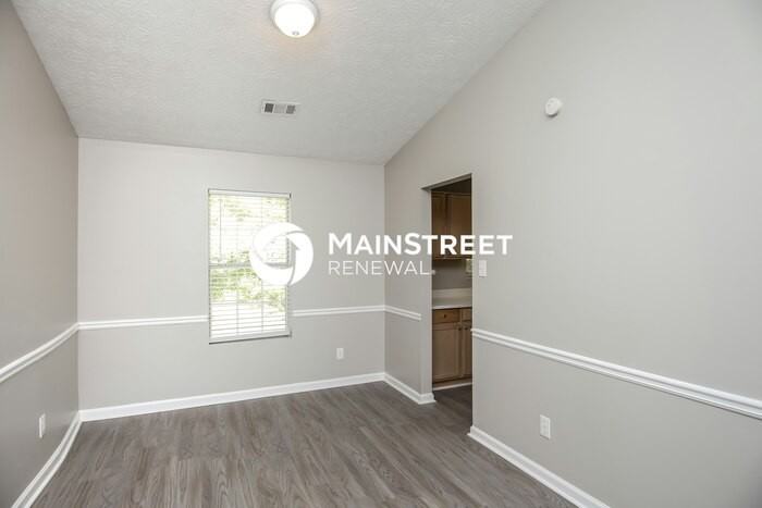 851 Plumbridge Ct - Photo 3 of 17