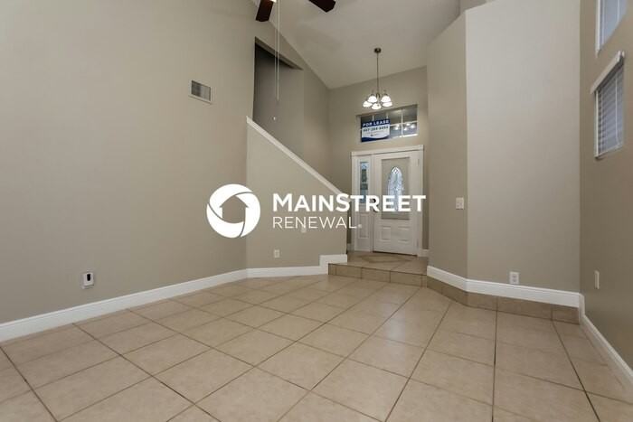 10729 Satinwood Cir - Photo 2 of 17