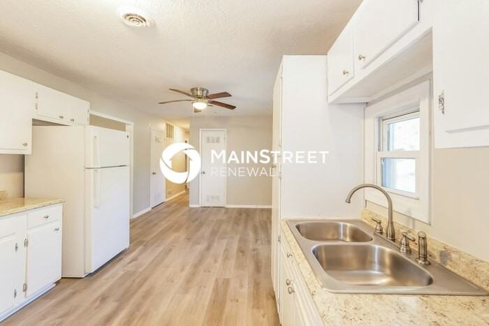 7810 East 112th Street - Photo 5 of 16