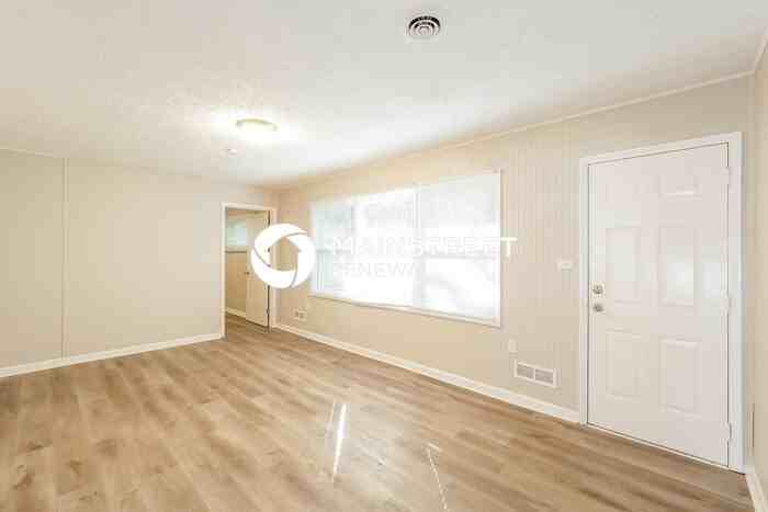 7810 East 112th Street - Photo 6 of 16