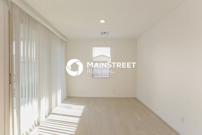 5533 W Walatowa St - Photo 6 of 17