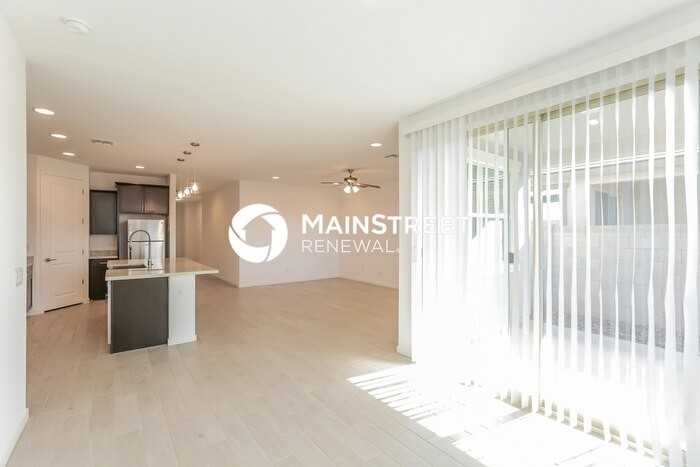 5533 W Walatowa St - Photo 7 of 17