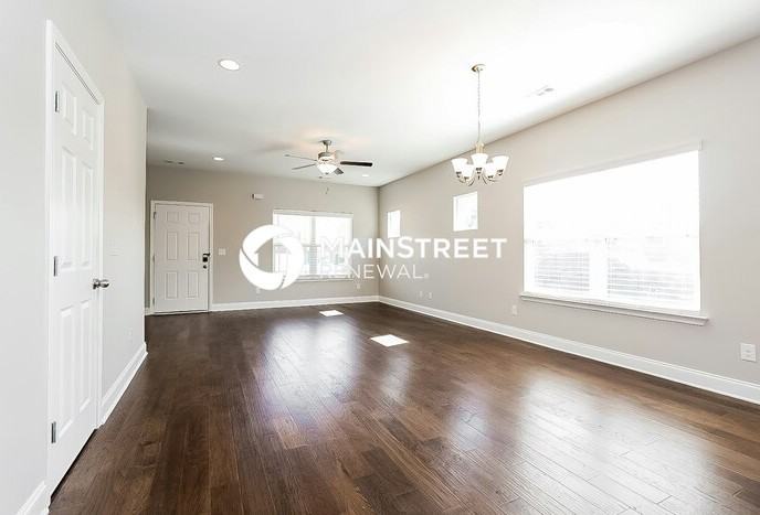 608 Oakvale Lane - Photo 3 of 16