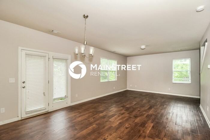 2944 South Hills - Photo 2 of 17