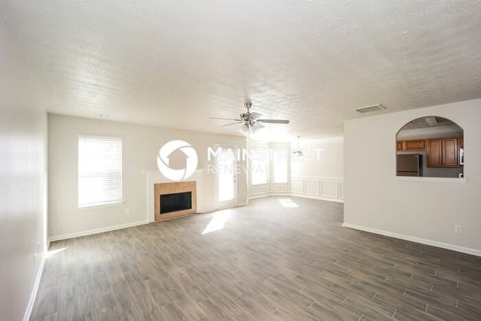 752 Wood Bend Court - Photo 5 of 19