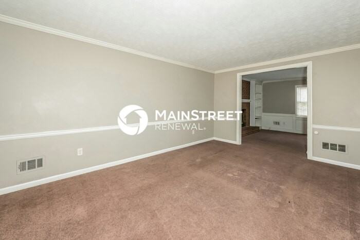 908 Saybrook Cir Nw - Photo 2 of 19