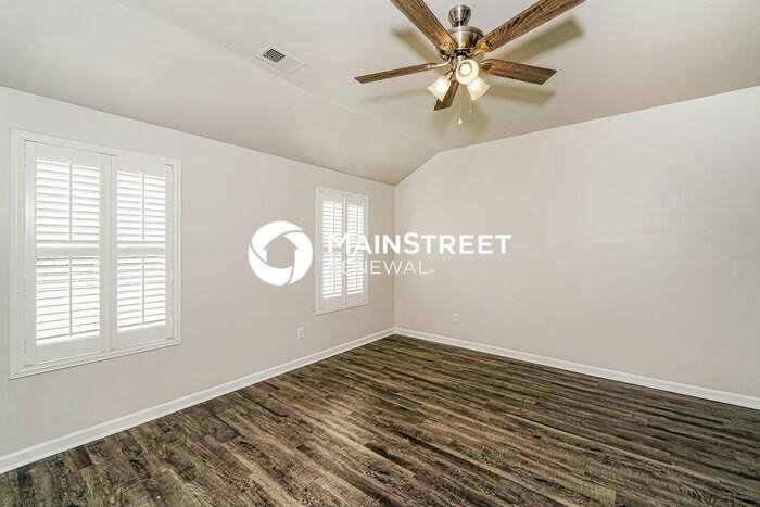 331 Woodland Trl - Photo 5 of 18