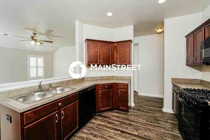 331 Woodland Trl - Photo 7 of 18