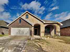 featured image of 1305 Raleigh Path