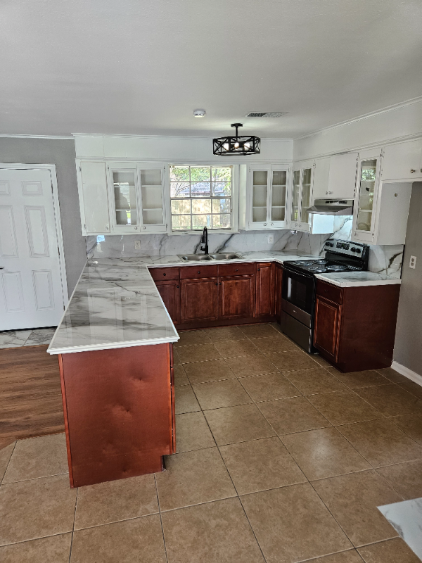 311 Crestview Ave - Photo 7 of 11