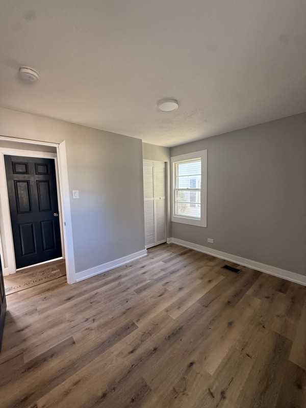 338 Indianwood Boulevard - Photo 2 of 14