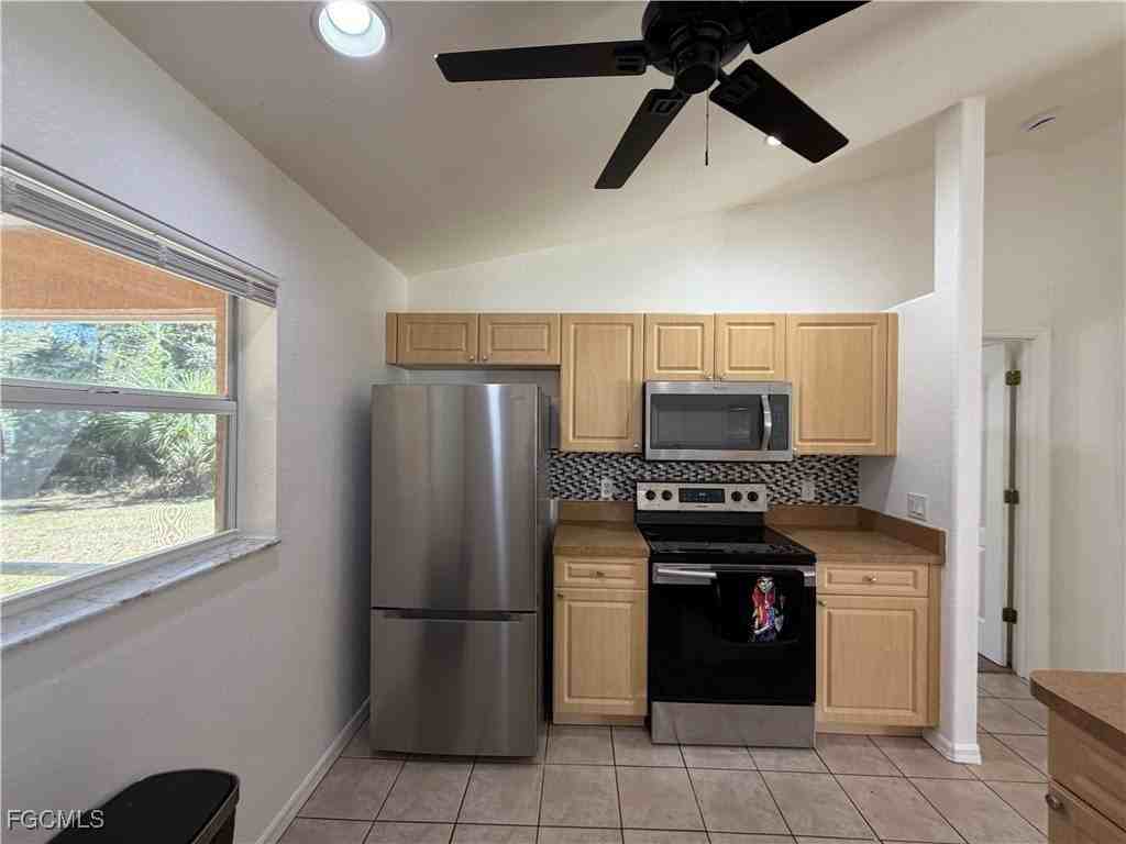 5274 Abdella Ln - Photo 5 of 26