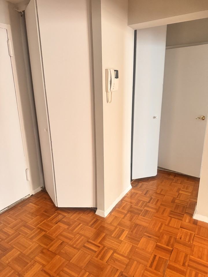 44-30 Douglaston Parkway #4k - Photo 4 of 12