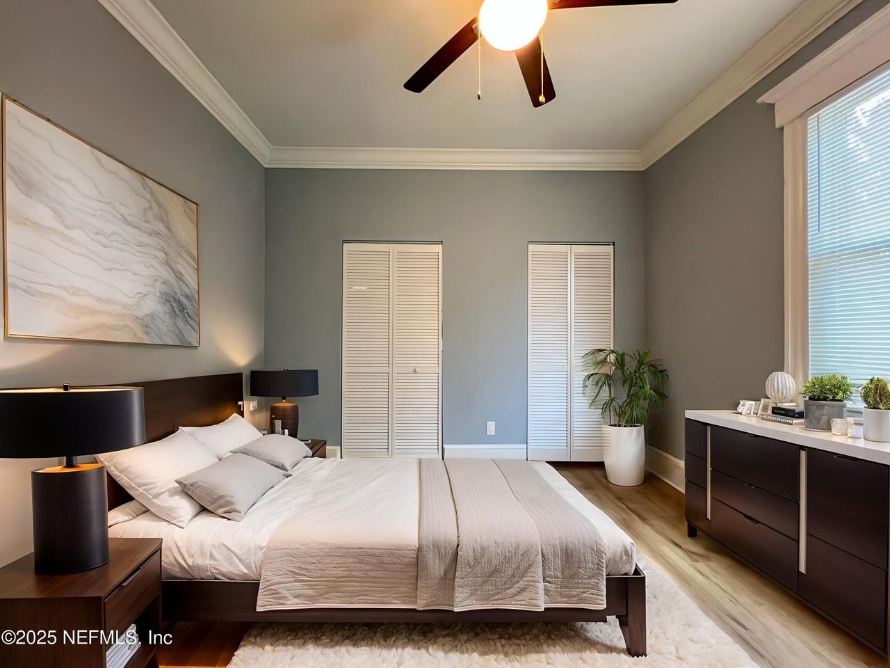 136 E 6th St - Photo 7 of 17