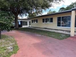 featured image of 701 W Evanston Cir