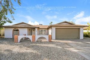 featured image of 2742 S Las Palmas