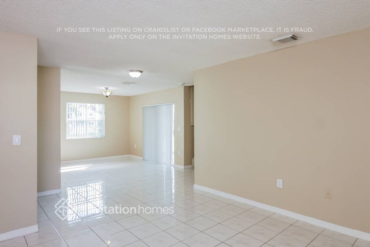 4661 Sw 151st Ave - Photo 4 of 18