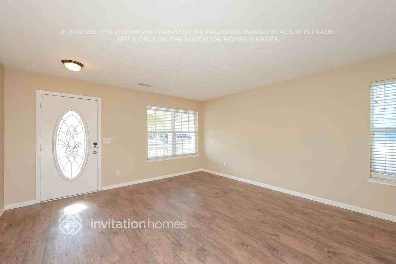 3121 Farmstead Court - Photo 5 of 19